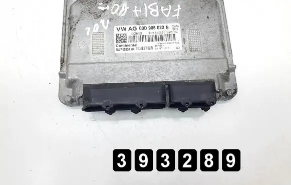 Skoda Fabia Mk2 (5J) Engine control unit/module 03d906023n