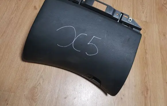 Volvo V70 Glove box set 8650374 3865