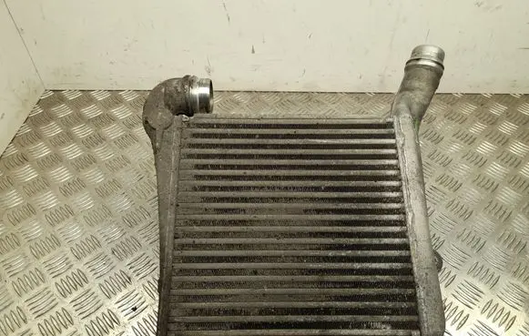 Porsche Panamera (970) Intercooler radiator 97011021035