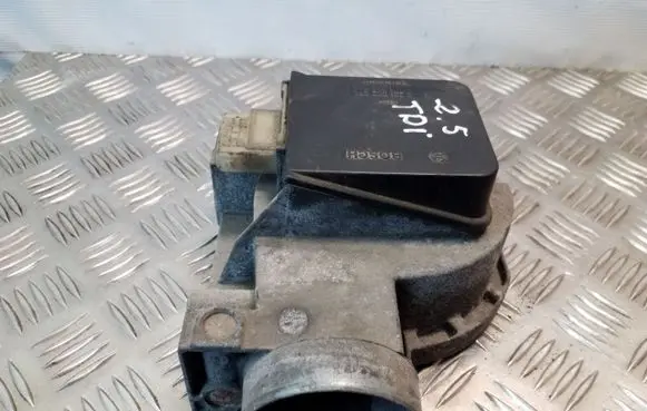 Volvo S70 V70 V70 XC Mass air flow meter 0281002074 1275245
