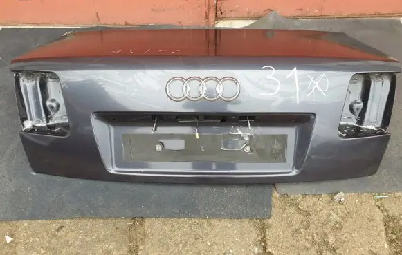 Audi A8 S8 D3 4E Tailgate/trunk/boot lid