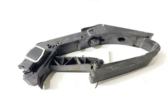Mercedes-Benz S W220 Accelerator throttle pedal