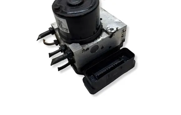 Hyundai Tucson JM ABS Pump 589202E550