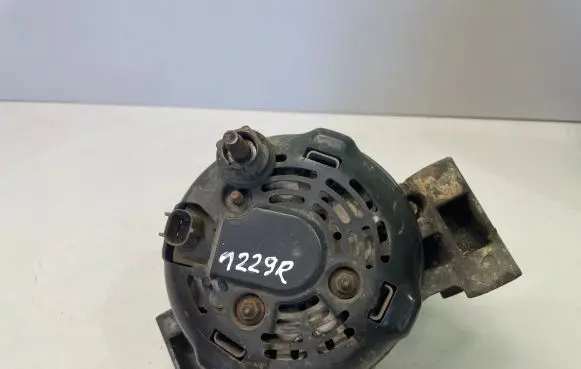 Chrysler 300 - 300C Generator/alternator 04896805AA
