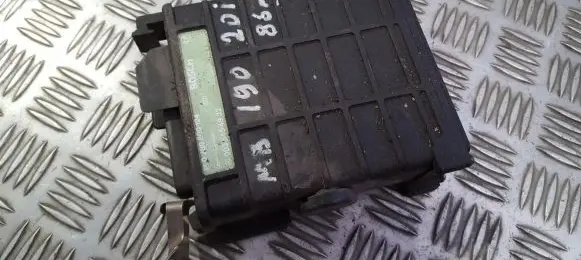 Mercedes-Benz E W124 Engine control unit/module 0280800124 0035454932