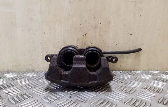 Nissan X-Trail T30 Front brake caliper