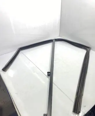 Volkswagen Crafter Rubber seal front door window/glass 7C0837431A