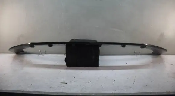 Volkswagen Golf VII Front bumper lip 