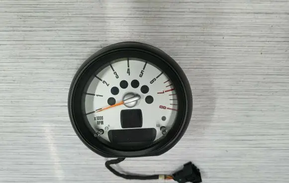 Mini Cooper Countryman R60 Tachometer 9243871 9325809 9153143