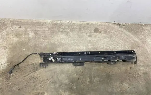 Chrysler Pacifica Front door sensor coupe 68228796AD