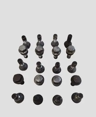 Volvo V70 Nuts/bolts