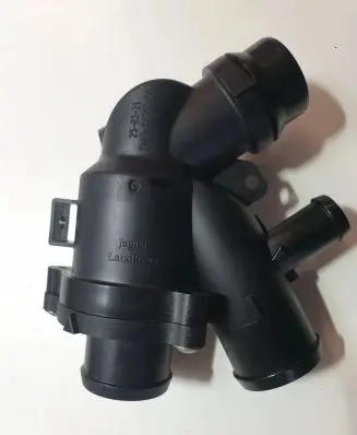 Jaguar XJ X351 Thermostat housing 8W938A587 000R0VC