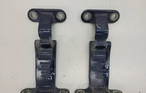 Ford Transit - Tourneo Connect Rear door hinge set