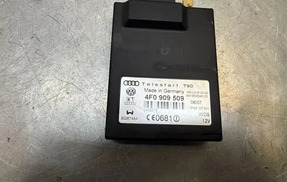 Audi Q7 4L Auxiliary heating control unit/module 4F0909509