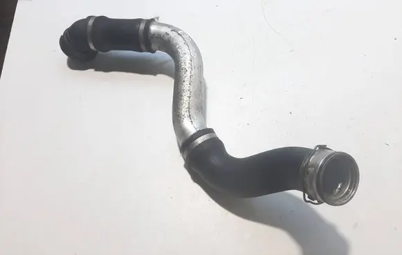 Intercooler hose/pipe