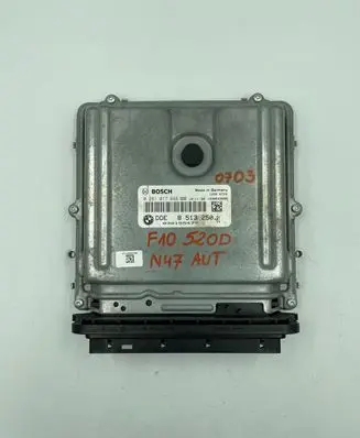 BMW 5 F10 F11 Engine control unit/module 8513250 1039S43686 0281017648