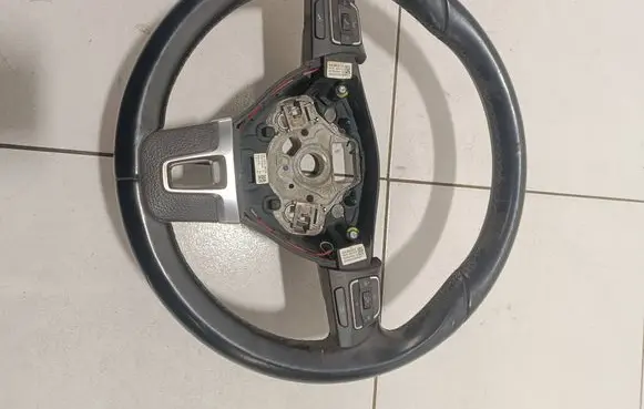 Volkswagen Sharan Steering wheel 3063751