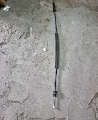 Volkswagen PASSAT B6 Gear shift cable linkage 3C0711266N