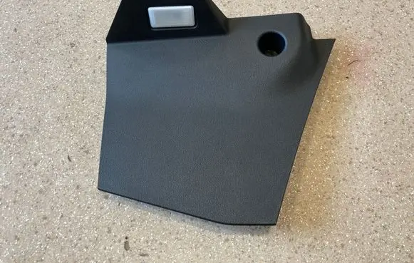 BMW X1 U11 Centre console side trim front 9479647