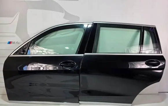 BMW X7 G07 Front door 