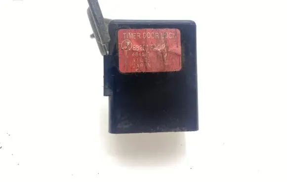 Subaru Impreza I Door central lock control unit/module 88201FA071