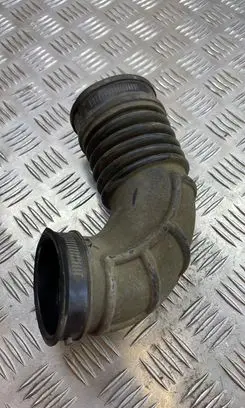 Subaru Forester SH Air intake hose/pipe