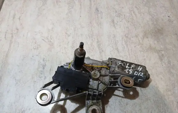 Volkswagen Golf IV Rear window wiper motor 1J6955711G