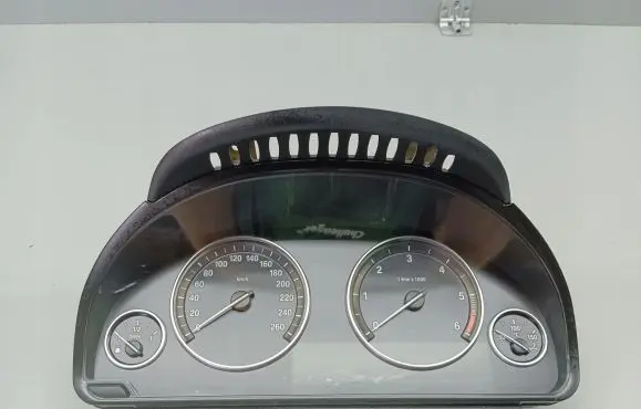 BMW 5 F10 F11 Speedometer (instrument cluster) 9280483