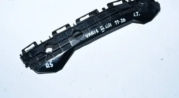 Toyota Yaris Rear bumper mounting bracket 525760D450