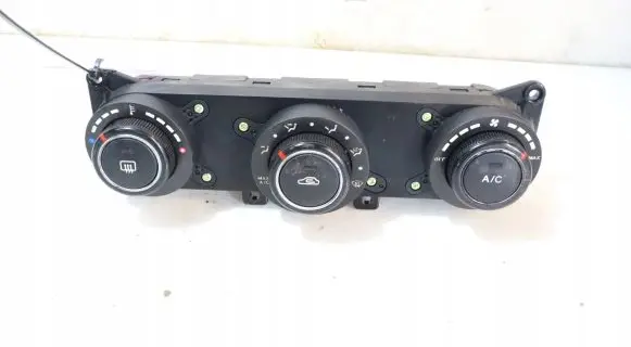KIA Ceed Interior fan control switch 