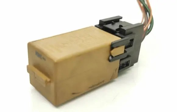 BMW X5 E53 Window wiper relay 8384505 61368384505 V23141B3001X15