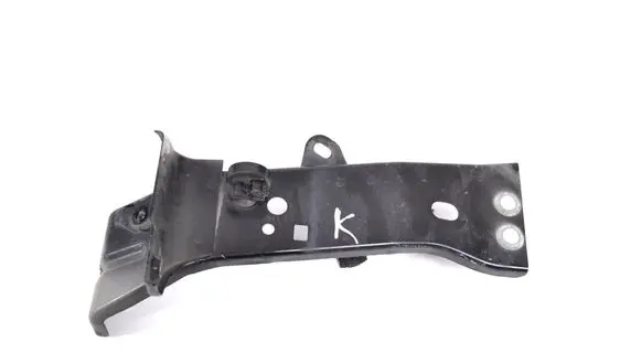 Mazda 3 II Fender mounting bracket 