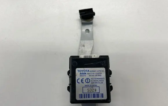 Toyota Prius (XW20) Door control unit/module 8999147010 48411010230