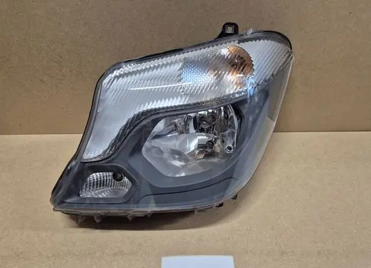 Mercedes-Benz Sprinter W906 Headlight/headlamp A9068202361