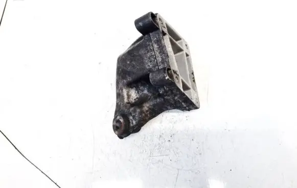 Mercedes-Benz ML W164 Engine mounting bracket a6422230304