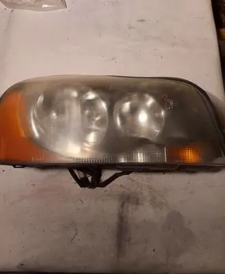 Volvo XC90 Headlight/headlamp 89037921