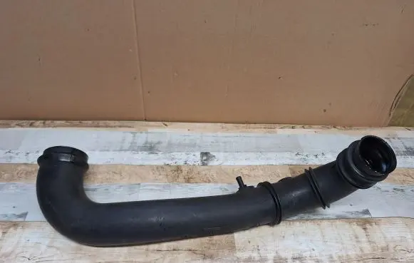 Volvo XC90 Air intake hose/pipe 30645294