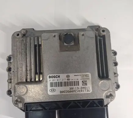 KIA Ceed Engine control unit/module 0281017217 391132A511