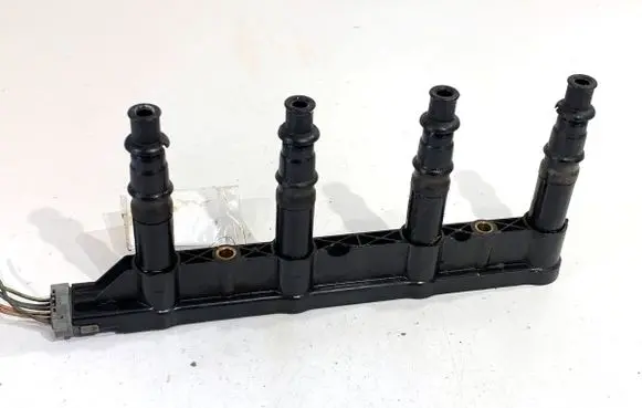 Citroen C4 I High voltage ignition coil 9651710680