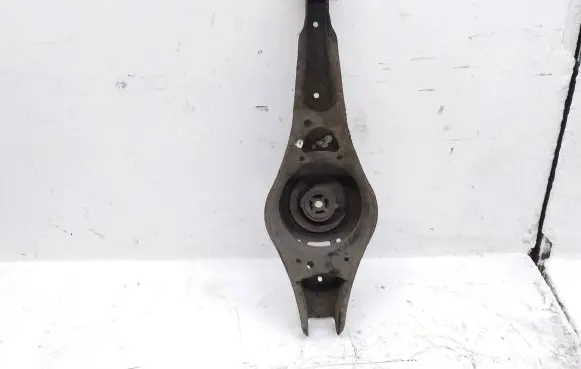 Volkswagen Tiguan Rear upper control arm/wishbone