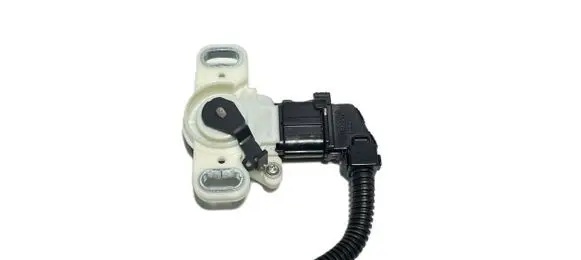 Toyota C-HR I Brake pedal sensor switch 8951047040 30712