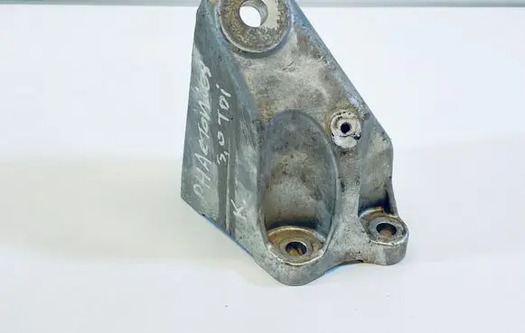 Volkswagen Phaeton Engine mounting bracket 3D0199307AB