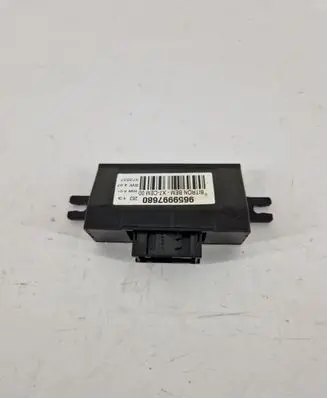 Citroen C4 I Picasso Door control unit/module 9659997680