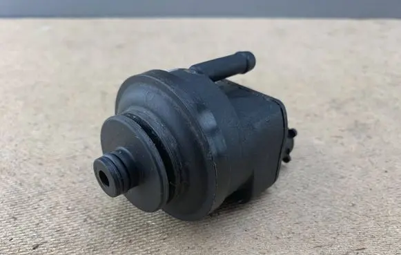 BMW 7 E65 E66 Fuel filter heater 7799968 13327799968 13328512369