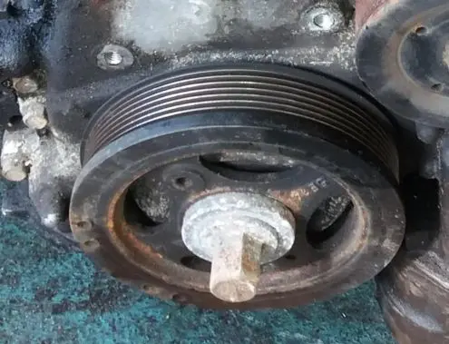 Toyota Avensis T250 Crankshaft pulley