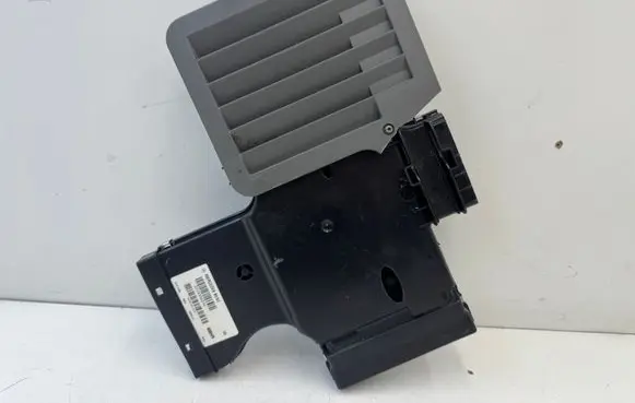 Mercedes-Benz S AMG W221 Cabin air duct channel 2218300246