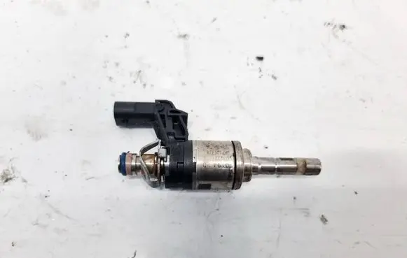 Fuel injector