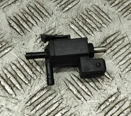 Opel Insignia A Turbo solenoid valve 12603911 70335702