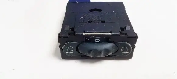 Renault Megane I Headlight level height control switch 7700841235