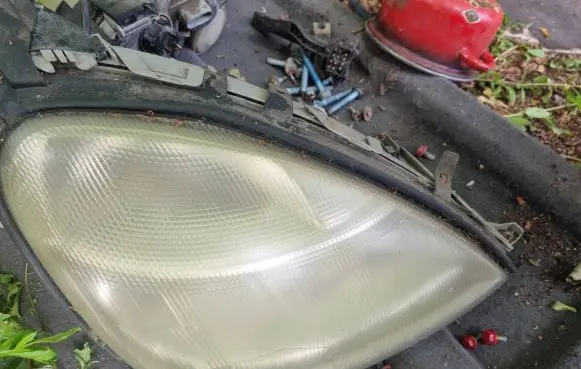 Mercedes-Benz A W168 Headlight/headlamp A1688200261 0301152202 011B02A